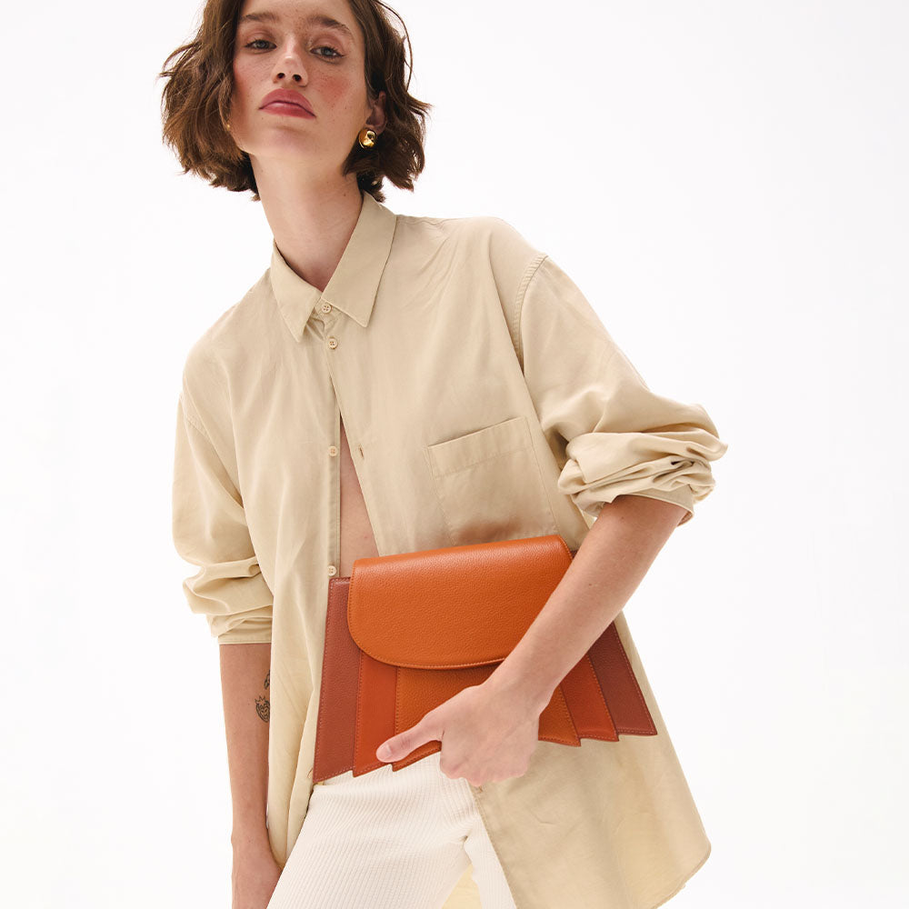 Bolsa Tiracolo Plaza Bofill Marrom