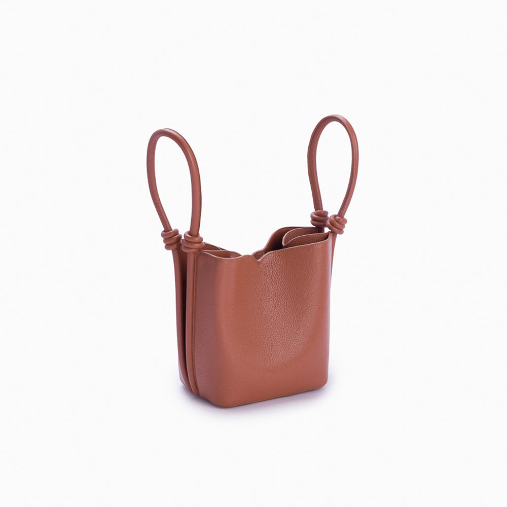 Bolsa de couro feminina Caramelo estilo Bucket, marca Soleah, parte traseira e alça curta de mão