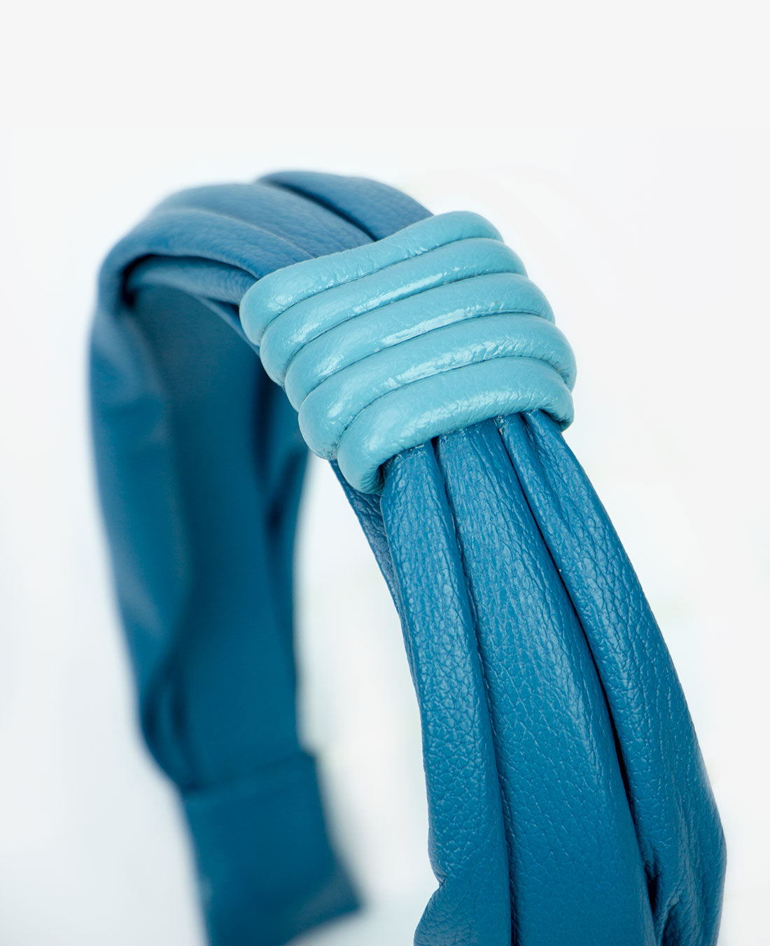 TIARA DE COURO GUAPA AZUL