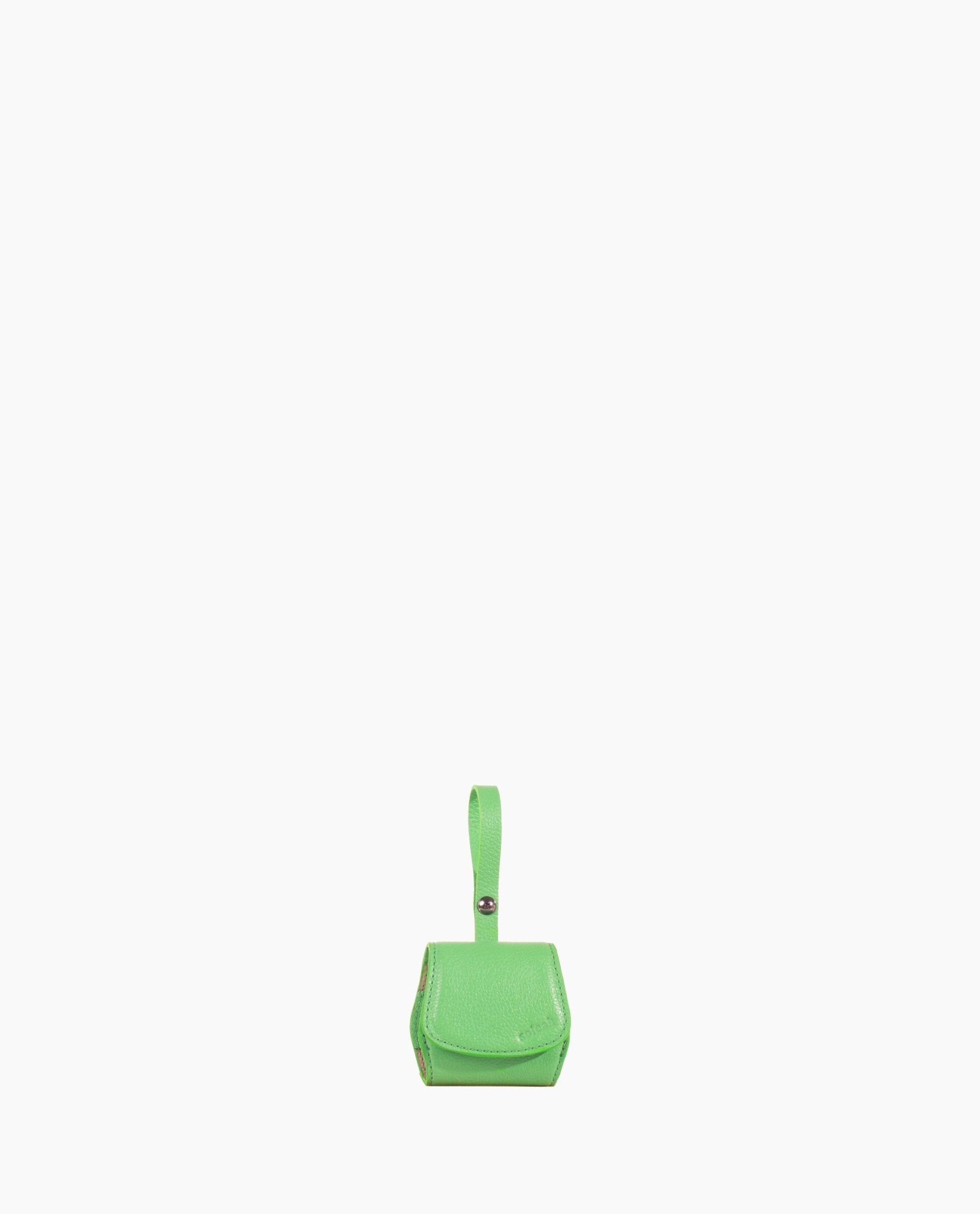 EARPHONE CASE CHARM PASEO VERDE GRASS | Soleah
